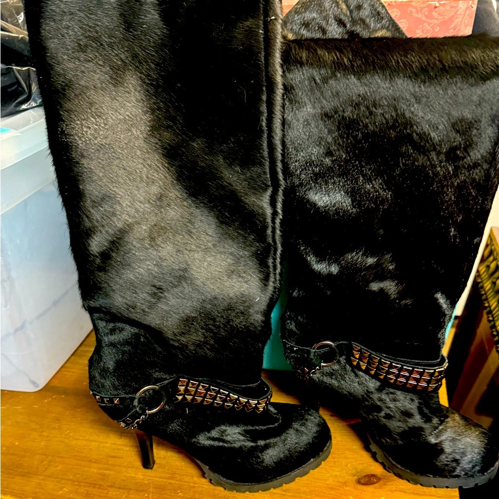Women’s Envy Black velvet suede boots